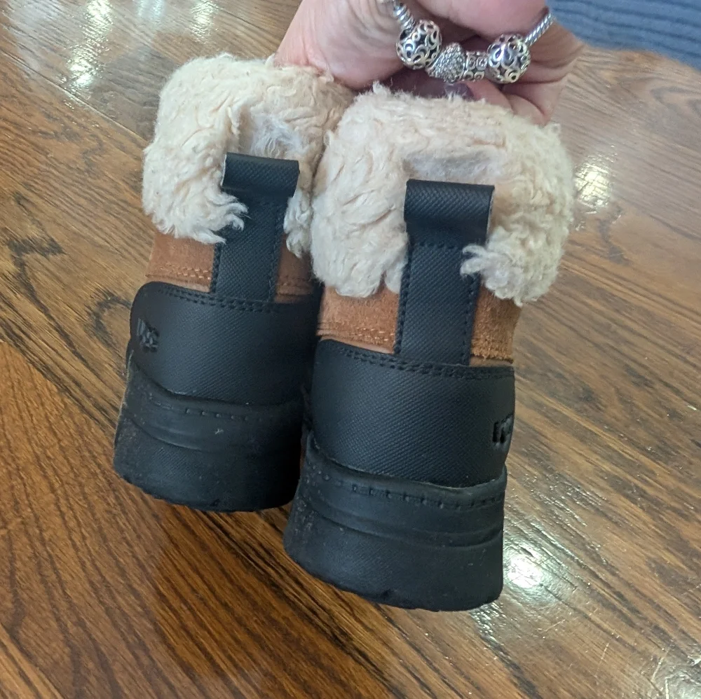 UGG used good